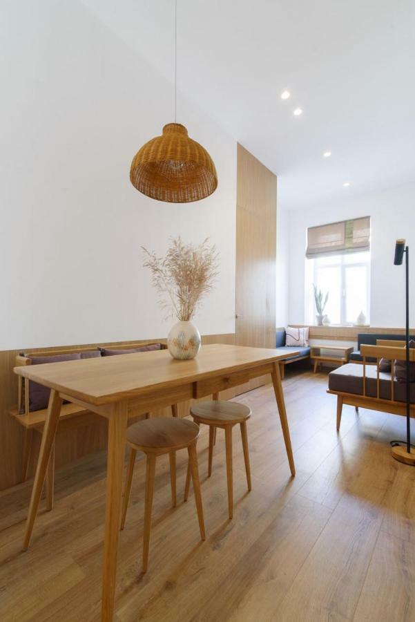 Sunrise Apartment Leopoli Esterno foto