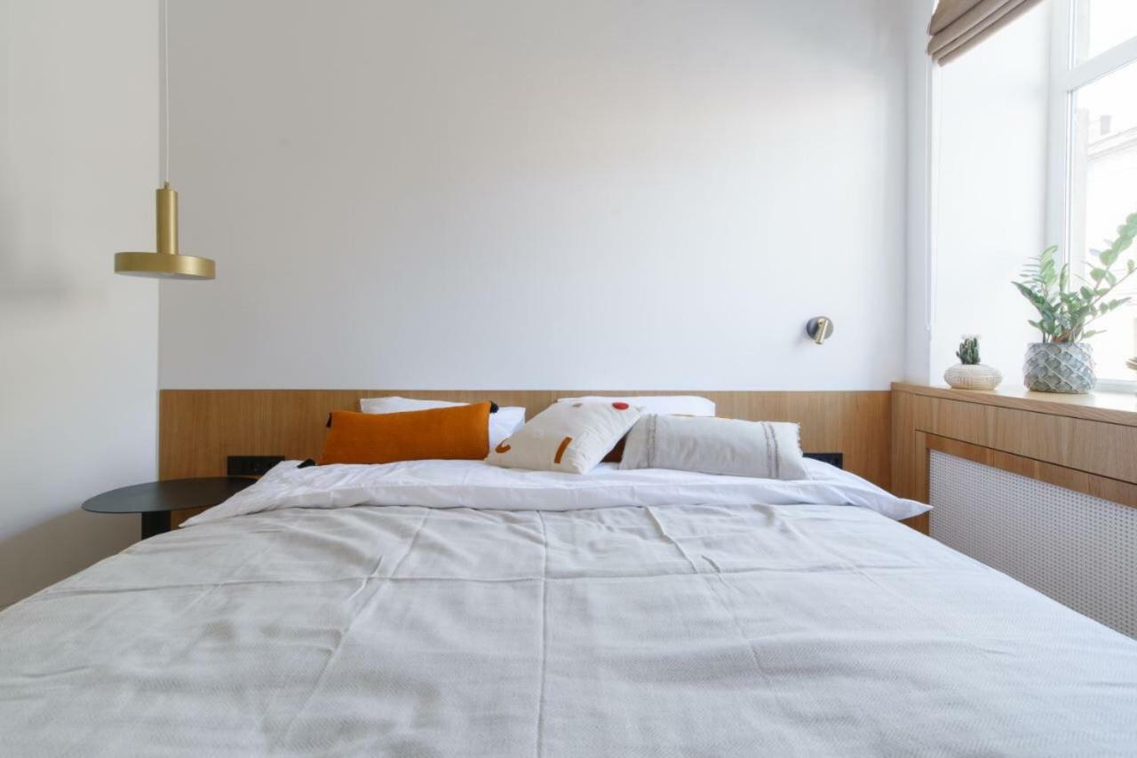 Sunrise Apartment Leopoli Esterno foto